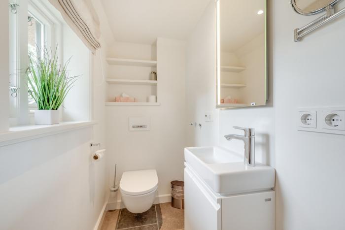 Freistehendes Reetdachhaus - Sylt, Mühlenweg 4 Freistehendes Reetdachhaus - Sylt, Mühlenweg 4