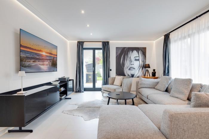 Appartement-Vermietung Bals -  - Horstweg 36 | Sylt | Westerland, Doppelhaushälfte für 6 Personen mit 3 Schlafzimmer, 2 Badezimmer, Gäste WC, ca. 143 m2