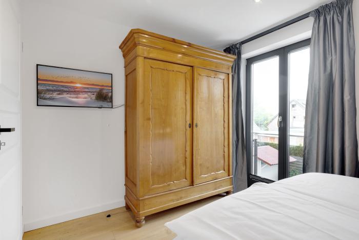 Appartement-Vermietung Bals -  - Horstweg 36 | Sylt | Westerland, Doppelhaushälfte für 6 Personen mit 3 Schlafzimmer, 2 Badezimmer, Gäste WC, ca. 143 m2