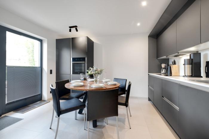 Appartement-Vermietung Bals -  - Horstweg 36 | Sylt | Westerland, Doppelhaushälfte für 6 Personen mit 3 Schlafzimmer, 2 Badezimmer, Gäste WC, ca. 143 m2