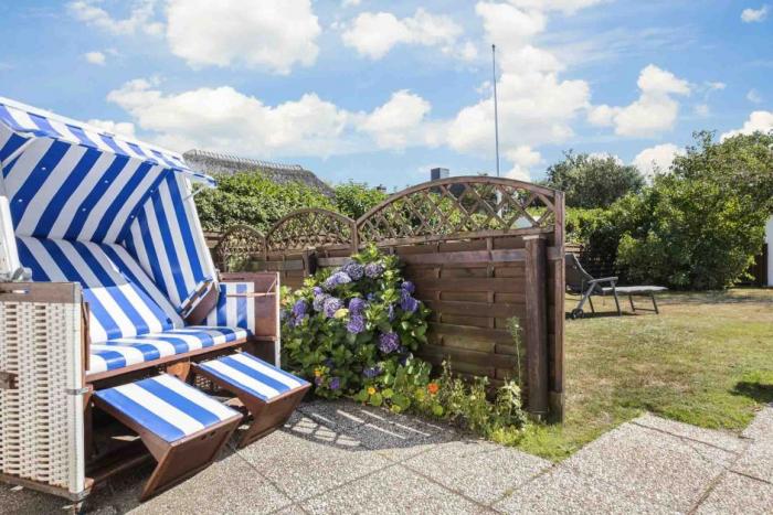 Freistehendes Reetdachhaus - Sylt, Zwischen den Hedigen 16 Freistehendes Reetdachhaus - Sylt, Zwischen den Hedigen 16