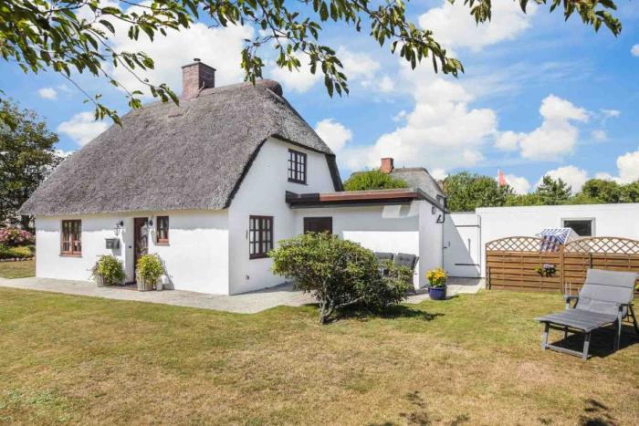 Freistehendes Reetdachhaus - Sylt, Zwischen den Hedigen 16 Freistehendes Reetdachhaus - Sylt, Zwischen den Hedigen 16