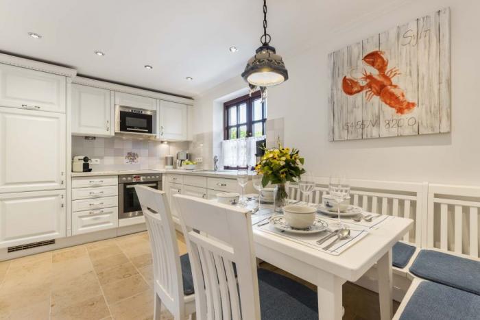 Freistehendes Reetdachhaus - Sylt, Zwischen den Hedigen 16 Freistehendes Reetdachhaus - Sylt, Zwischen den Hedigen 16