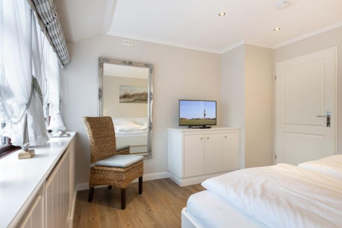 Hausteil unter Reet - Sylt, Deckerstraße 45 Hausteil unter Reet - Sylt, Deckerstraße 45