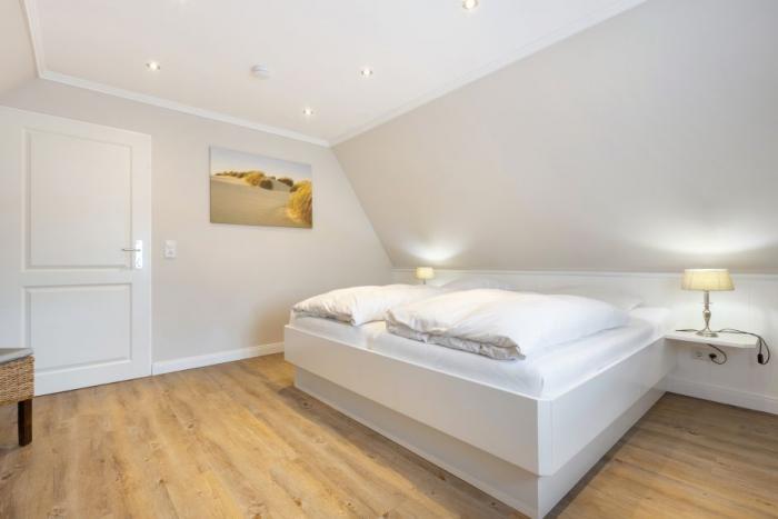 Hausteil unter Reet - Sylt, Deckerstraße 45 Hausteil unter Reet - Sylt, Deckerstraße 45