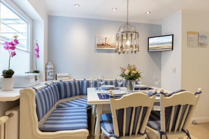 Hausteil unter Reet - Sylt, Deckerstraße 45 Hausteil unter Reet - Sylt, Deckerstraße 45