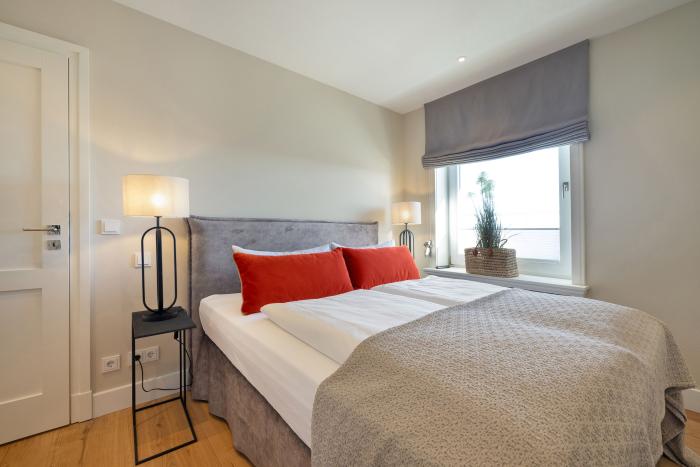 Appartement-Vermietung Bals - Haus Sola Bona - Elisabethstraße 11 | 44 Ocean view | Sylt | Westerland, 3-Zimmer-Penthouse für 4 Personen mit 2 Schlafzimmer, 1 Badezimmer, Gäste WC, ca. 125 m2, Fahrstuhl im Haus