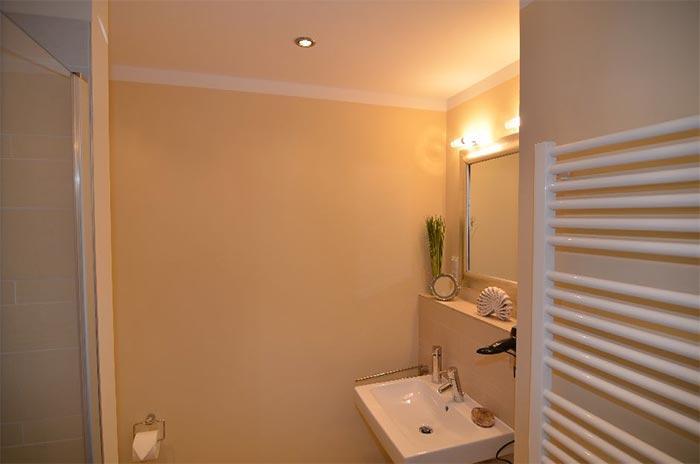 Appartement-Vermietung Bals - Villa Strauch - Elisabethstraße 17 | Wohnung 2.1 | Sylt | Westerland, 2-Zimmer-Wohnung im 2. OG für 2 Personen mit 1 Schlafzimmer, 1 Badezimmer, ca. 55 m2, Fahrstuhl im Haus