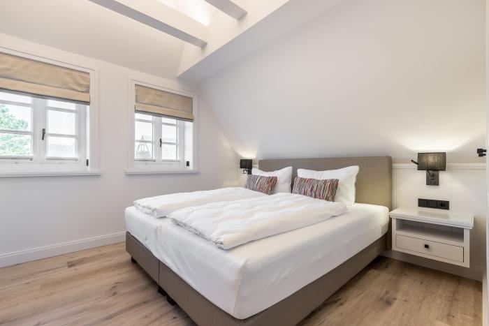 Freistehendes Reetdachhaus - Sylt, Braderuper Straße 8 Freistehendes Reetdachhaus - Sylt, Braderuper Straße 8