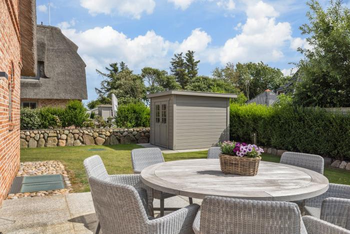 Freistehendes Reetdachhaus - Sylt, Braderuper Straße 8 Freistehendes Reetdachhaus - Sylt, Braderuper Straße 8