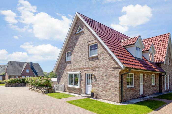 Sylt 3 Zimmer Ferienwohnung | Maisonette in Feldmarkstraße 1a, Wenningstedt