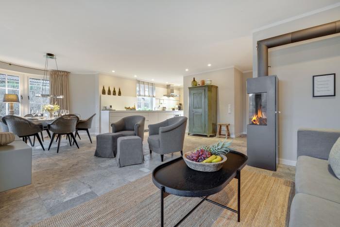 Appartement-Vermietung Bals - Sturmhues - Seedüne 9a | Sylt | Wenningstedt, Reetdachhaus für 6 Personen mit 3 Schlafzimmer, 3 Badezimmer, ca. 162 m2