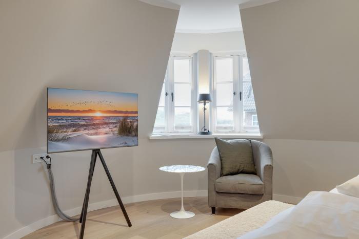 Appartement-Vermietung Bals - Sturmhues - Seedüne 9a | Sylt | Wenningstedt, Reetdachhaus für 6 Personen mit 3 Schlafzimmer, 3 Badezimmer, ca. 162 m2