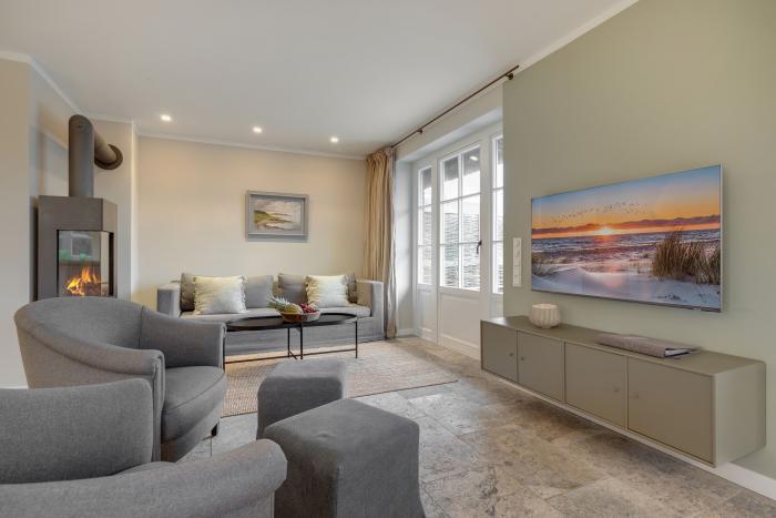 Appartement-Vermietung Bals - Sturmhues - Seedüne 9a | Sylt | Wenningstedt, Reetdachhaus für 6 Personen mit 3 Schlafzimmer, 3 Badezimmer, ca. 162 m2