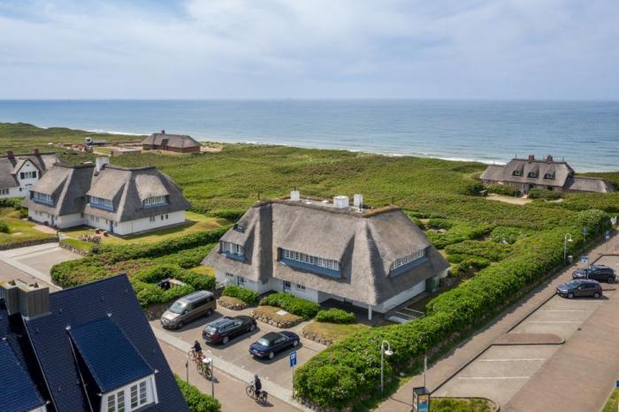 Sylt 2 Zimmer Ferienwohnung unter Reet in Seed&uuml;ne 14a, Wenningstedt