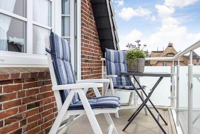 Appartement-Vermietung Bals - Landhaus Feldlerche - Horsatal 4 | Wohnung 3 | Sylt | Wenningstedt, 3-Zimmer-OG-Wohnung  | Maisonette für 3 Personen mit 2 Schlafzimmer, 1 Badezimmer, ca. 57 m2