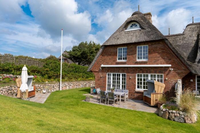 Sylt Reetdachhaus  L&uuml;tt Witt Hingst in Im Grund 18a, Wenningstedt