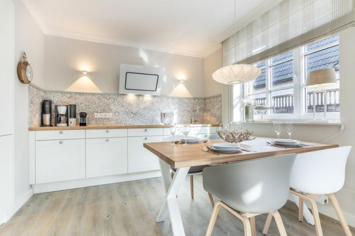 Appartement-Vermietung Bals - Haus Smilla - Kampstraße 34 | Hausteil 1 | Sylt | Westerland, Hausteil für 4 Personen mit 2 Schlafzimmer, 2 Badezimmer, ca. 90 m2