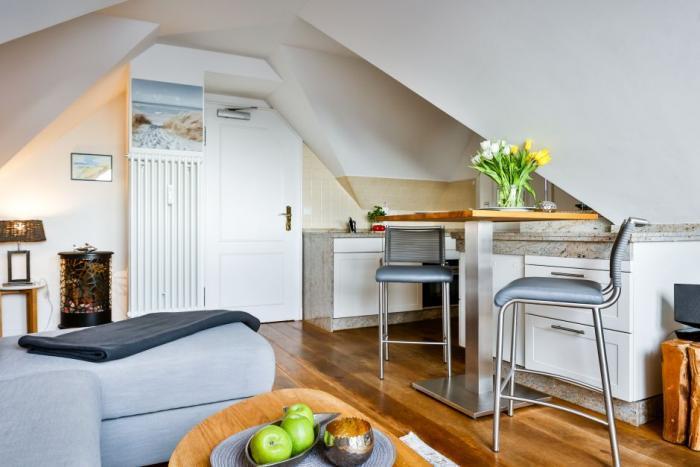 Appartement-Vermietung Bals - Stadthaus Bötticherstraße - Bötticherstraße 2 | Wohnung 7 | Sylt | Westerland, 2-Zimmer-Wohnung im DG für 2 Personen mit 1 Schlafzimmer, 1 Badezimmer, ca. 40 m2