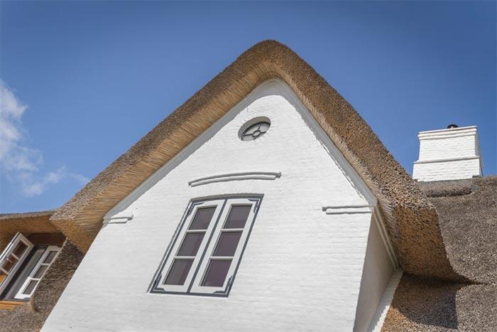 Appartement-Vermietung Bals - Haus Backbord - Westerlandstraße 31 b | Sylt | Wenningstedt, Reetdachhaus für 6 Personen mit 3 Schlafzimmer, 2 Badezimmer, Gäste WC, ca. 134 m2, Grundstück ca. 577 m2