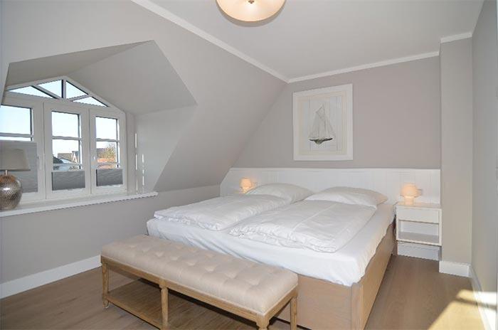 Appartement-Vermietung Bals - Sylter Quartier - Hoyerweg 10e | Haus 3.3 Sylter Morgen | Sylt | Westerland, Hausteil für 6 Personen mit 3 Schlafzimmer, 2 Badezimmer, Gäste WC, ca. 110 m2