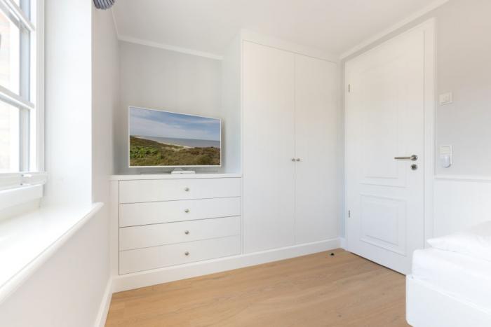 Appartement-Vermietung Bals - Sylter Quartier - Hoyerweg 10c | Haus 6.1 Söl Hüs | Sylt | Westerland, Hausteil für 6 Personen mit 4 Schlafzimmer, 3 Badezimmer, Gäste WC, ca. 137 m2, Grundstück ca. 320 m2