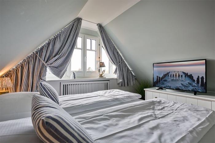 3-Zimmer-OG-Wohnung | Maisonette - Sylt, Hoyerweg 10a | 2 Mupfel 3-Zimmer-OG-Wohnung | Maisonette - Sylt, Hoyerweg 10a | 2 Mupfel