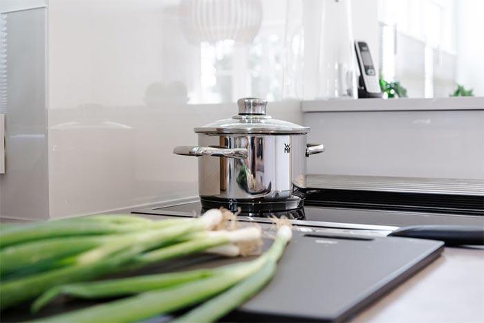 Appartement-Vermietung Bals -  - Friesische Straße 49e | Sylt | Westerland, Doppelhaushälfte für 5 Personen mit 3 Schlafzimmer, 2 Badezimmer, Gäste WC, ca. 137 m2