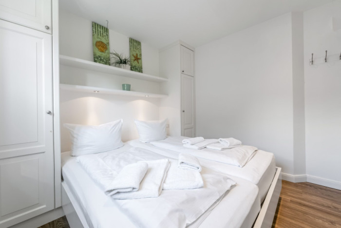 Appartement-Vermietung Bals -  - Am Friedrichshain 37 | Wohnung 3 | Sylt | Westerland, 2-Zimmer-EG-Wohnung für 2 Personen mit 1 Schlafzimmer, 1 Badezimmer, ca. 45 m2