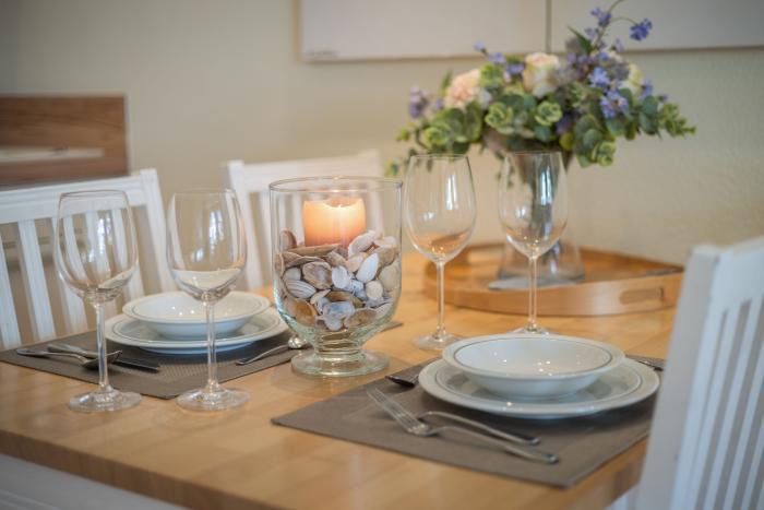 Appartement-Vermietung Bals - Wohnpark Friesenhain - Kollundweg 27a | Sylt | Westerland, 2-Zimmer-EG-Wohnung für 2 Personen mit 1 Schlafzimmer, 1 Badezimmer, ca. 60 m2