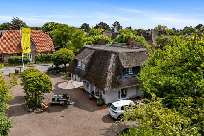 Sylt 2 Zimmer Ferienwohnung unter Reet  Friesenhaus Erika in Westerhörn 6, Keitum