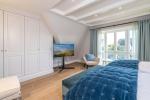 Appartement-Vermietung Bals - Friesenhaus Meerzeit - Am Denghoog 3b | 3 | Sylt | Wenningstedt, Hausteil unter Reet für 6 Personen mit 3 Schlafzimmer, 3 Badezimmer, ca. 154 m2 - Bild-15