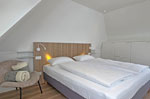 Appartement-Vermietung Bals -  - Feldmarkstraße 12b | Wohnung 12 | Sylt | Wenningstedt, 2-Zimmer-OG-Wohnung  | Maisonette für 2 Personen mit 1 Schlafzimmer, 1 Badezimmer, Gäste WC, ca. 60 m2 - Bild-11