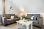 Appartement-Vermietung Bals -  - Horsatal 3a | Wohnung 6 | Sylt | Wenningstedt, 3-Zimmer-OG-Wohnung  | Maisonette für 4 Personen mit 2 Schlafzimmer, 1 Badezimmer, ca. 60 m2 - Bild-2