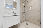 Appartement-Vermietung Bals - Villa Blankenese - Bismarckstraße 10 | Wohnung 5 | Sylt | Westerland, 3-Zimmer-Wohnung im 2. OG für 4 Personen mit 2 Schlafzimmer, 2 Badezimmer, ca. 102 m2, Fahrstuhl im Haus, Grundstück ca. 0 m2 - Bild-39