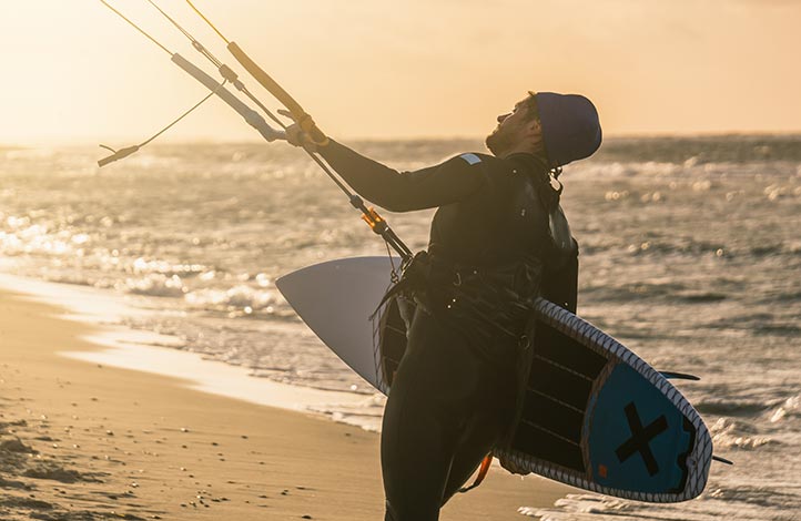 Kitesurfen auf Sylter Sandstrand